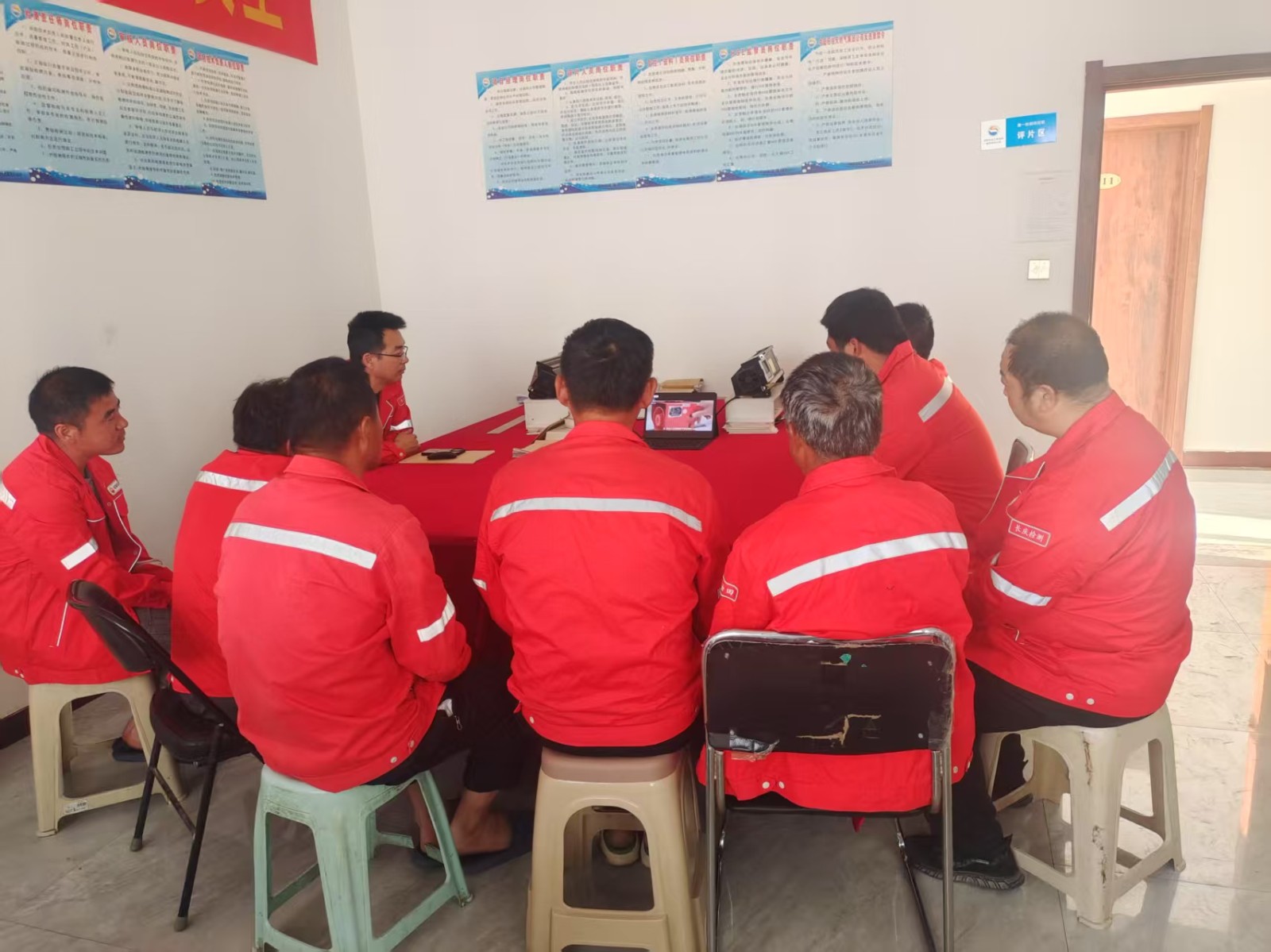 1750684755130085.jpg 1750684755130085.jpg