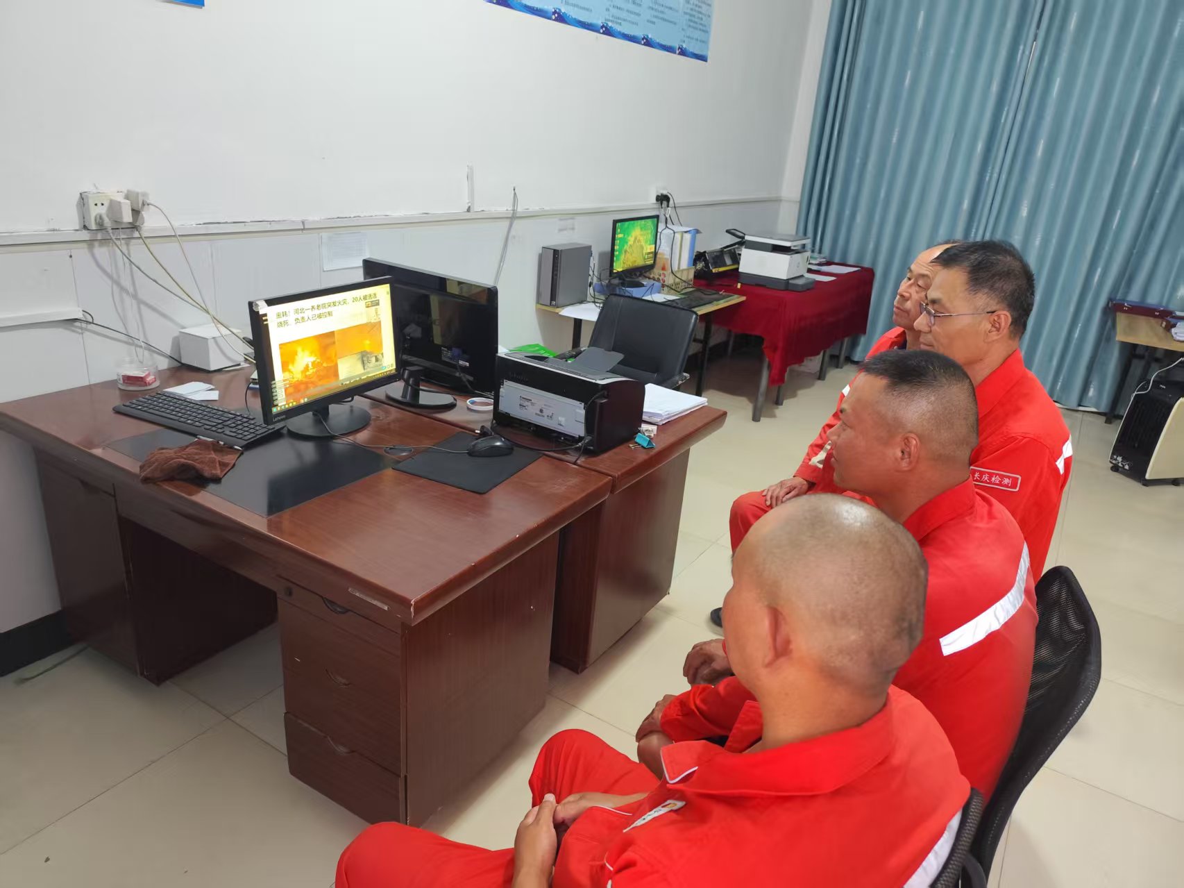 1750684755684162.jpg 1750684755684162.jpg